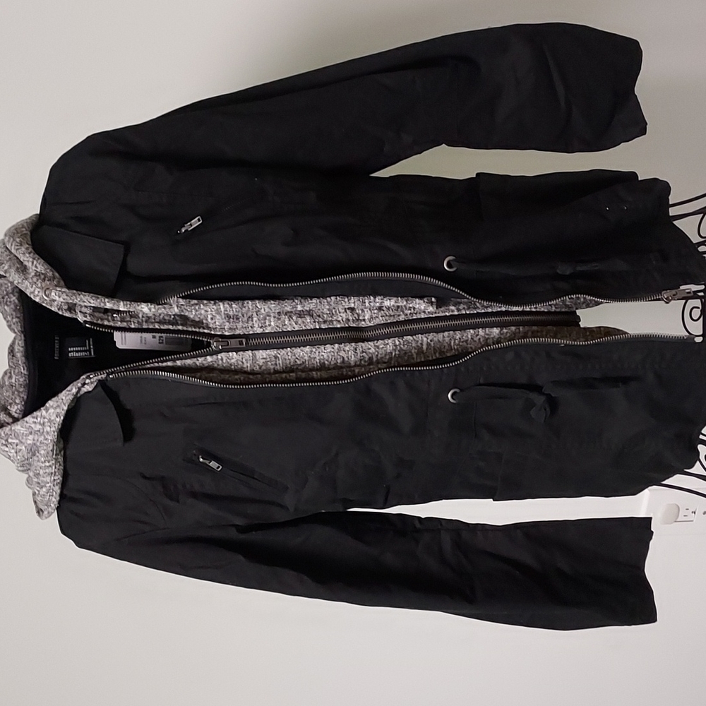 NWT Women's Jacket